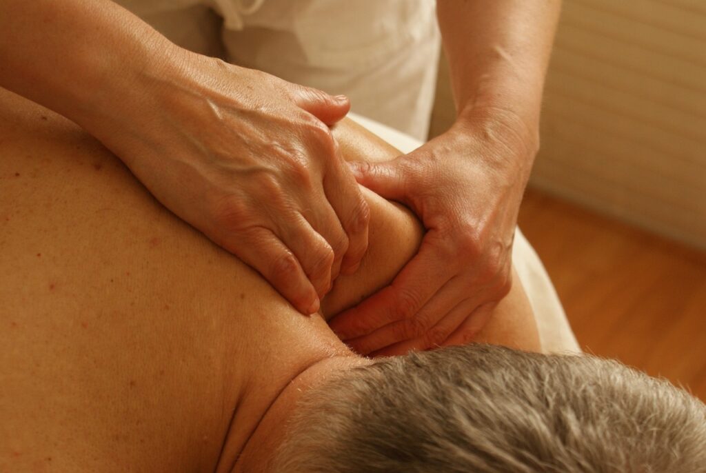 massage, shoulder, relaxing massage-389716.jpg